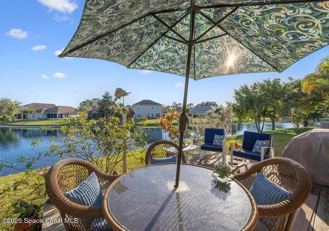Photo 2 of Single family home for sale at 221 Briarcliff Cir, Sebastian, FL 32958 | MLS# 1063031 | Listing updated on 2026-09-14