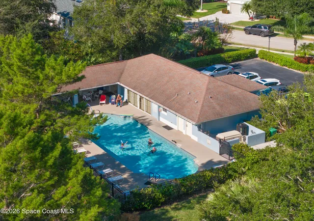 Photo 3 of Single family home for sale at 221 Briarcliff Cir, Sebastian, FL 32958 | MLS# 1063031 | Listing updated on 2026-09-14