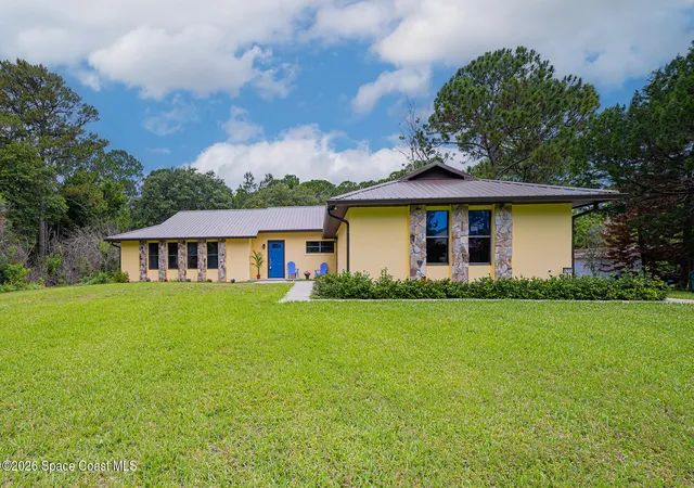 Homes for sale in Mims, FL | 3772 E R Smyth Dr, Mims, FL 32754 | MLS# 1063337
