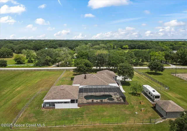Homes for sale in Mims, FL | 3125 Davis Rd, Mims, FL 32754 | MLS# 1063315