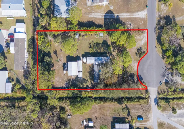Photo 2 of Manufactured home for sale at 8280 Pine Ridge Trl, Sebastian, FL 32976 | MLS# 1065962 | Listing updated on 2026-10-08