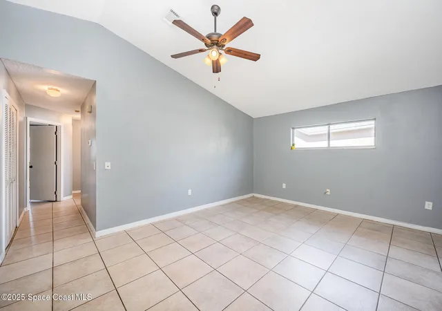 5th image of 4006 Dewberry Cir, Melbourne, FL 32901 | MLS# 1064150