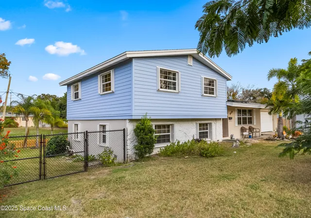 3rd image of 409 Lynn Ave, Melbourne, FL 32935 | MLS# 1064623