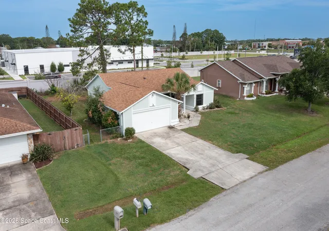 Photo 3 of Sale Pending at 1370 Welser Ave Ne, Palm Bay, FL 32907 | MLS# 1064871 | Listing updated on 2026-09-16