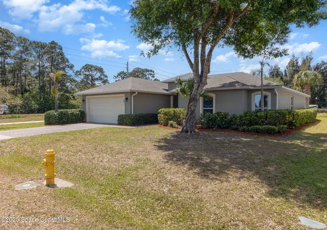 Photo 3 of Single family home for sale at 691 Belvedere Rd NW, Palm Bay, FL 32907 | MLS# 1065257 | Listing updated on 2026-04-25