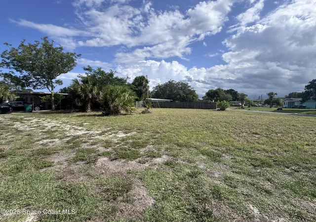 3rd image of 406 Prospect Ave Ave, Cocoa, FL 32922 | MLS# 1066397