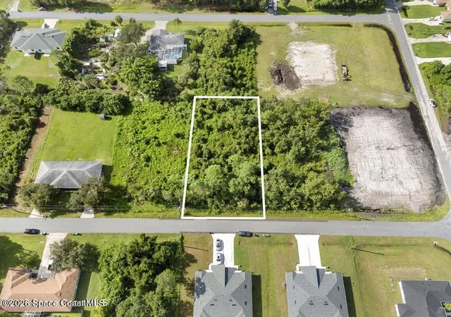 4th image of 1626 Se Chamorro St Se, Palm Bay, FL 32909 | MLS# 1066038