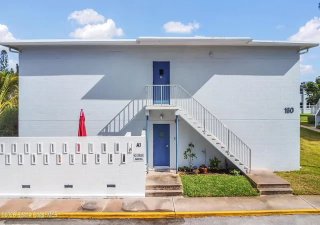 4th image of 160 Bounty St, MERRITT ISLAND, FL 32952