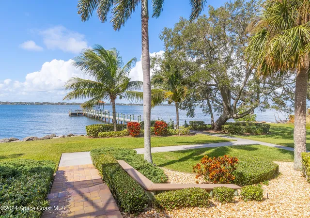 3rd image of 265 Stewart Dr, Merritt Island, FL 32952 | MLS# 1066179