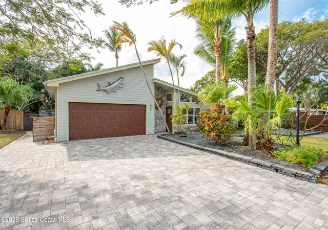 Single family home for sale at 331 Avenida Del Sol Ave, Indialantic, FL 32903 | MLS# 1066787