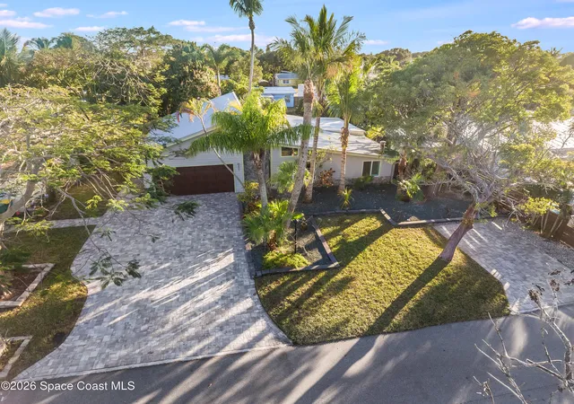 Photo 2 of Single family home for sale at 331 Avenida Del Sol Ave, Indialantic, FL 32903 | MLS# 1066787 | Listing updated on 2026-09-14