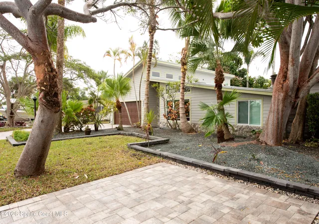 Photo 3 of Single family home for sale at 331 Avenida Del Sol Ave, Indialantic, FL 32903 | MLS# 1066787 | Listing updated on 2026-09-14