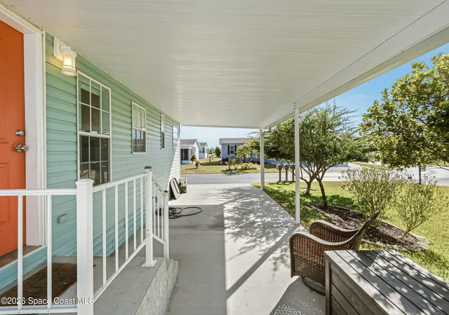 Photo 3 of Manufactured home for sale at 427 Horseshoe Bnd Cir #151, Cocoa, FL 32926 | MLS# 1066833 | Listing updated on 2026-05-26