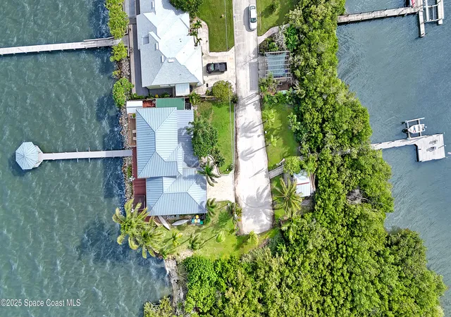 Single family home for sale at 700 Milford Point Dr, Merritt Island, FL 32952 | MLS# 1066753
