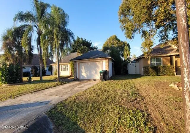 Photo 2 of Sale Pending at 20733 Melville St, Orlando, FL 32833 | MLS# 1066914 | Listing updated on 2026-08-11