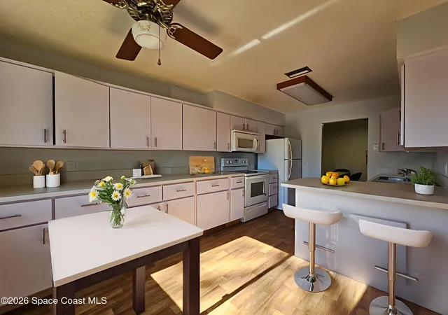 5th image of 9002 Brighton Ct #2e, Melbourne, FL 32904 | MLS# 1067630
