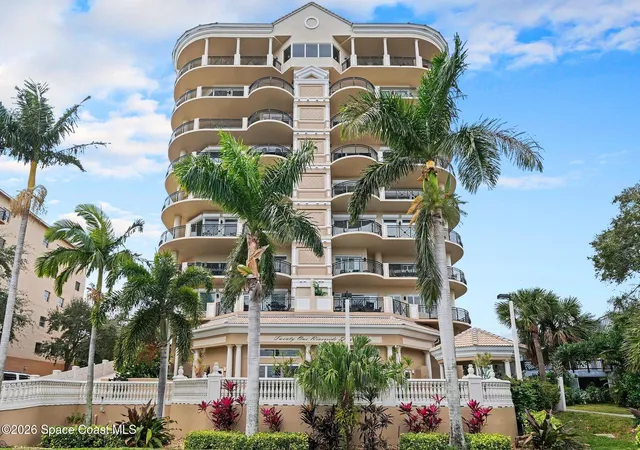 Listing Photo 4 - Condo for sale in building located at 21 Riverside Dr, Cocoa, FL 32922 - Unit #902