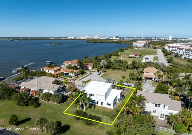 5th image of 807 W Central Blvd, Cape Canaveral, FL 32920 | MLS# 1067700