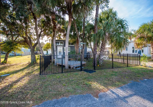 Photo 2 of Single family home for sale at 212 Flamingo Dr, Cocoa, FL 32926 | MLS# 1068158 | Listing updated on 2026-08-27