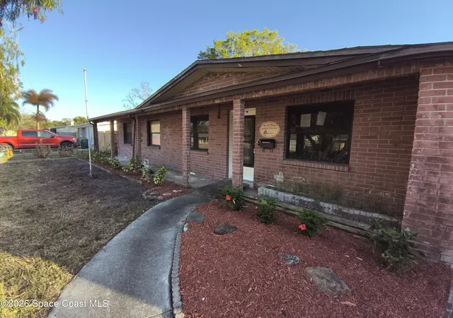 4th image of 2441 Lorna Dr, Melbourne, FL 32935 | MLS# 1068432