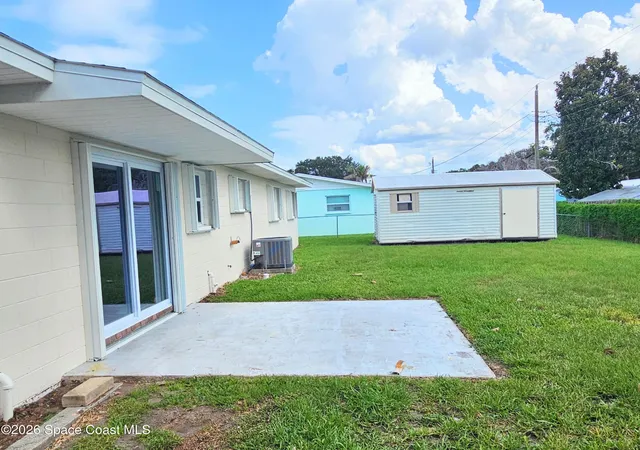 Photo 3 of Single family home for sale at 435 S Courtenay Pkwy, Merritt Island, FL 32952 | MLS# 1069059 | Listing updated on 2026-07-18