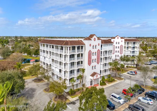2nd image of 800 Del Rio Wy, Merritt Island, FL 32953