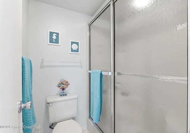 image of 35 Plantation Dr, Vero Beach, FL 32966