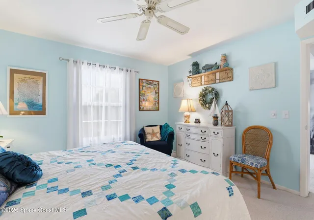 image of 35 Plantation Dr, Vero Beach, FL 32966