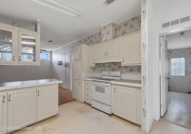 Photo 3 of Manufactured home for sale at 8142 Meadowlark Ln, Port St. Lucie, FL 34952 | MLS# 1069858 | Listing updated on 2026-09-01