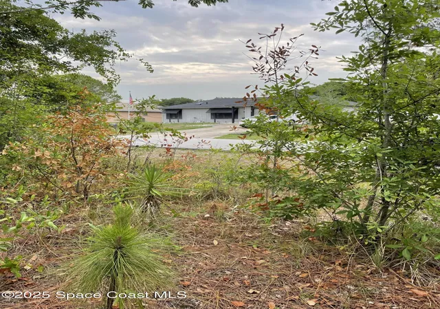 3rd image of 662 Sanford St Sw, Palm Bay, FL 32908 | MLS# 1070028