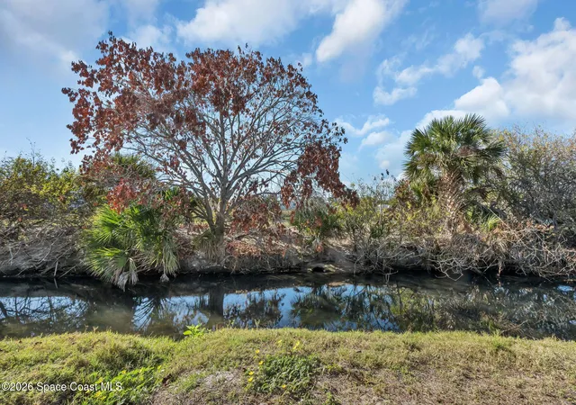 4th image of 35 Anchor Dr, Indian Harbour Beach, FL 32937