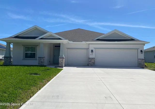 Single family home for sale at 8231 Laguna Cir, Sebastian, FL 32976 | MLS# 1074560