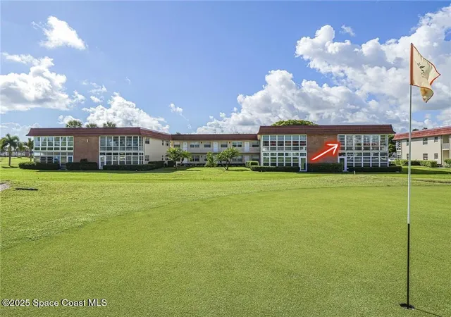 Homes for sale in Vero Beach, FL | 1 Vista Palm Ln #207, Vero Beach, FL 32962 | MLS# 1070403