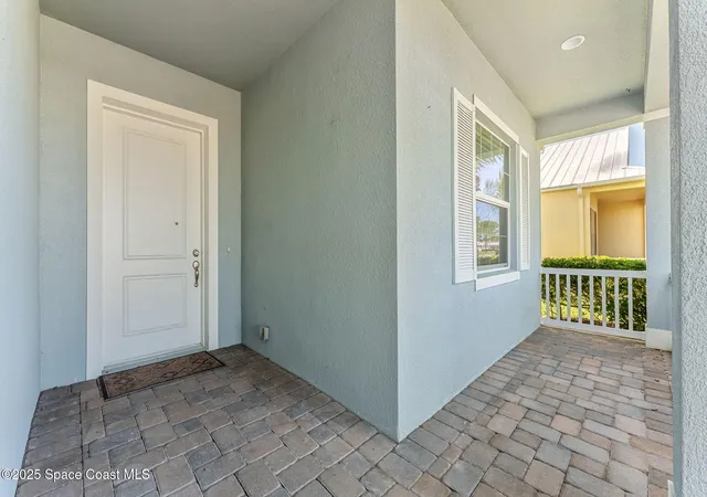 5th image of 3720 Alamanda Key Dr, Melbourne, FL 32901 | MLS# 1070767