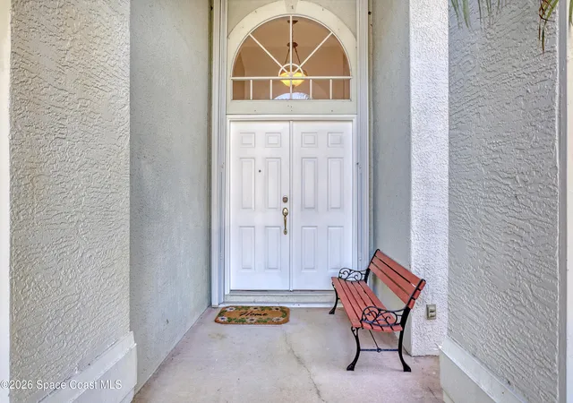 Photo 3 of Single family home for sale at 3337 Meadowridge Dr, Melbourne, FL 32901 | MLS# 1071122 | Listing updated on 2026-08-03