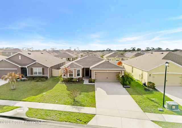 2nd image of 275 Guinevere Dr Sw, Palm Bay, FL 32908 | MLS# 1071067