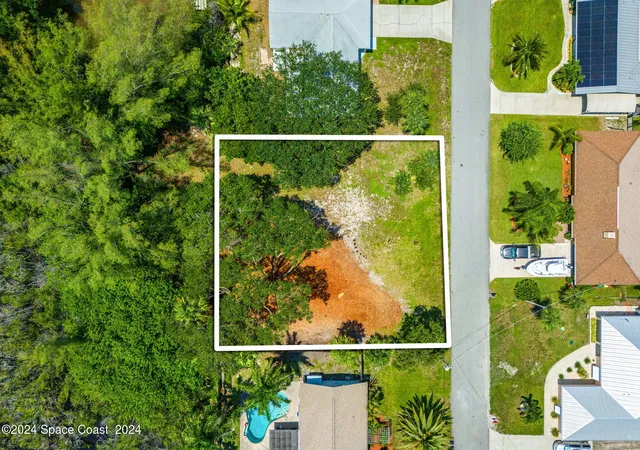 5th image of 329 Beverly Ct, Melbourne Beach, FL 32951 | MLS# 1071260