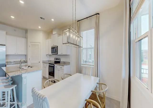 5th image of 4926 Barr St, Melbourne, FL 32904 | MLS# 1072214
