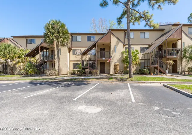Photo 3 of Condo for sale at 7820 Shadowood Dr #304, Melbourne, FL 32904 | MLS# 1072058 | Listing updated on 2026-10-03