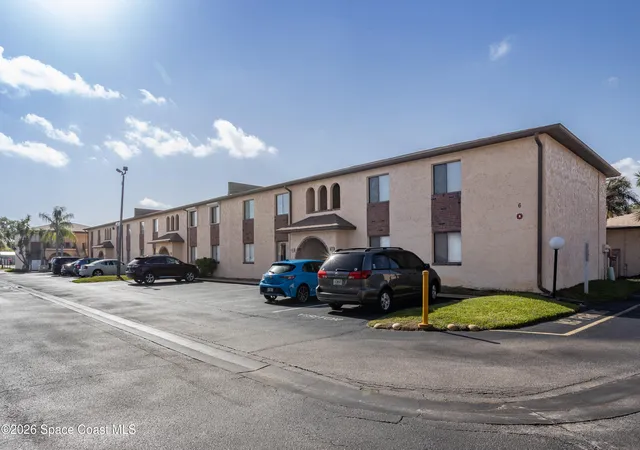3rd image of 261 San Paulo Ct #6-261, Melbourne, FL 32904 | MLS# 1074387