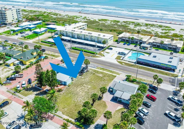 2nd image of 118 N Atlantic Ave, Cocoa Beach, FL 32931 | MLS# 1072158
