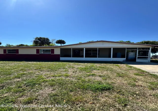Photo 1 of Sale Pending at 305 Cherry Laurel Ave, Cocoa, FL 32926 | MLS# 1072694 | Listing updated on 2026-05-12