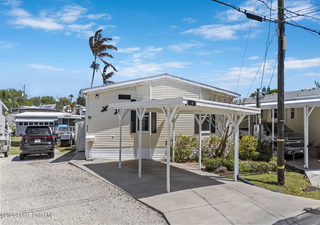 Photo 1 of Manufactured home for sale at 2966 Indian River Dr Ne, Palm Bay, FL 32905 | MLS# 1072740 | Listing updated on 2026-07-14