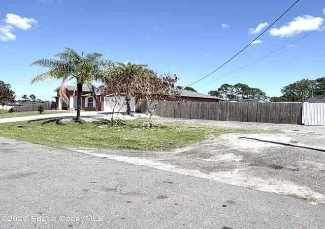5th image of 2601 Lakehurst Ave Sw, Palm Bay, FL 32908 | MLS# 1072651