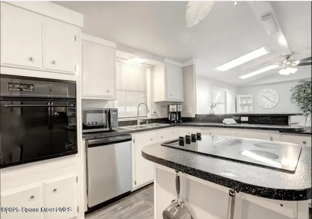 Photo 4 of Manufactured home for sale at 7560 Blackhawk Rd, Sebastian, FL 32976 | MLS# 1072745 | Listing updated on 2026-09-15