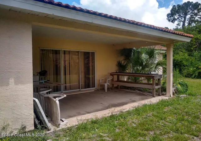 Photo 2 of Single family home for sale at 1604 Eldron Blvd Se, Palm Bay, FL 32909 | MLS# 1073065 | Listing updated on 2026-05-08
