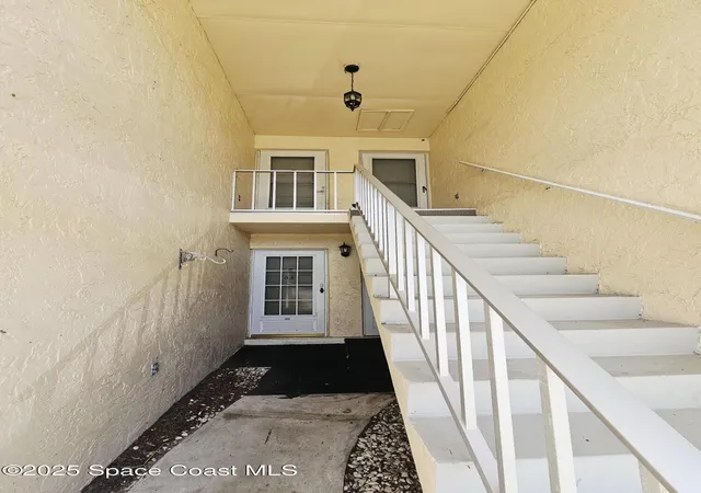 3rd image of 3135 Shady Dell Ln #205, Melbourne, FL 32935 | MLS# 1073351