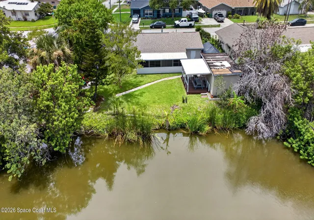 Homes for sale in Merritt Island, FL | 520 E Merrimac Dr, Merritt Island, FL 32952 | MLS# 1082046