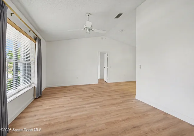 4th image of 3916 Tanglewood Cir, Titusville, FL 32780 | MLS# 1075015