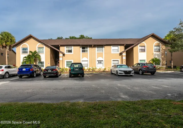 Condominium at 275 Spring Dr #7, Merritt Island, FL 32953 | MLS# 1073822 | | Sold on 2026-04-30